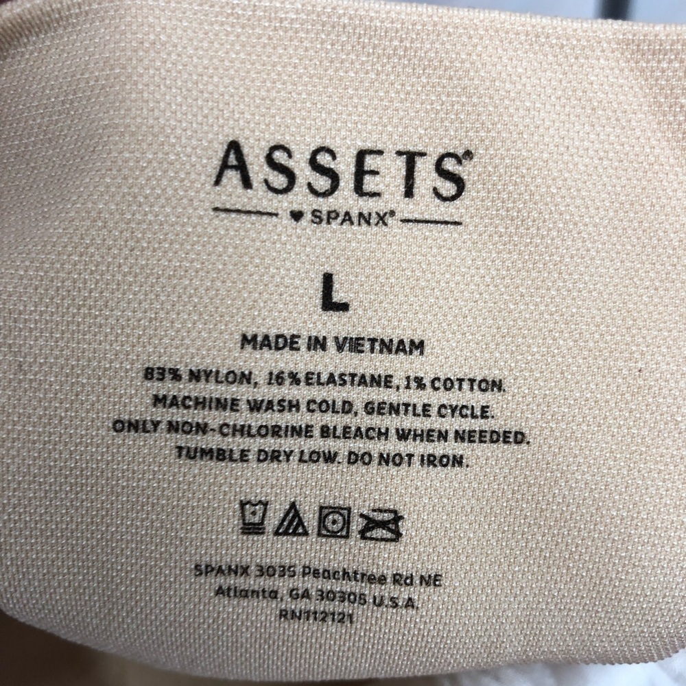 Assets Spanx Beige Shaper Size Large - Picture 8 of 11